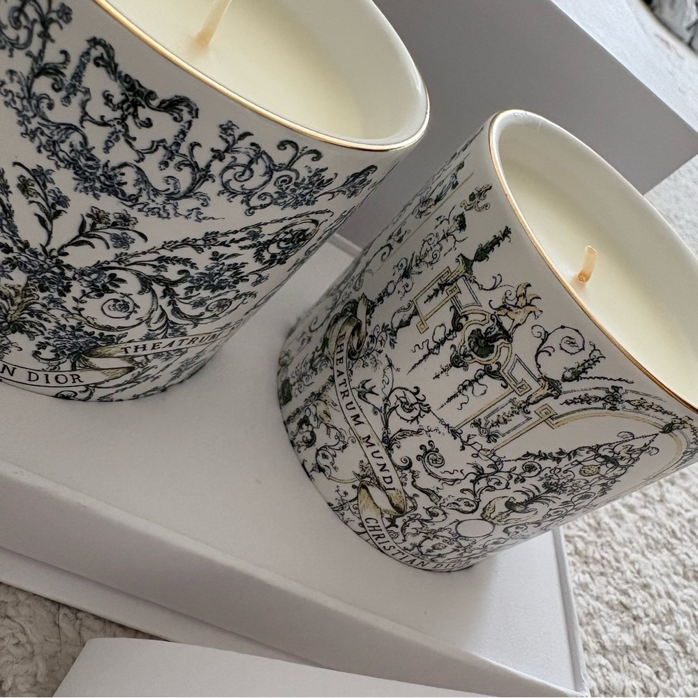 Dior Elegant Blue and White Candle Duo - Picture 3 of 16